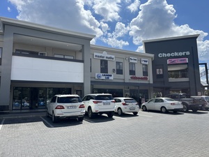 92m² Retail Shops to rent at Pineslopes Shopping Centre in Fourways