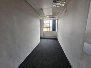 1 043m² Office Space to rent at Louwville Place in Bellville CBD