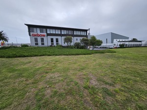 185m² Office Space to rent at Century Gate in Century City
