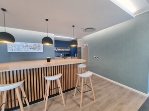 1 056m² Office Space to rent at 35 Lower Long Street in Cape Town CBD
