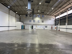 1 236m² Office Space to rent at DHL Building in Lyme Park