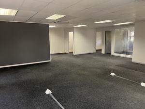 163m² Office Space to rent at Hurlingham Office Park in Hurlingham