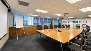 2 030m² Office Space to rent at Oceana House in Foreshore