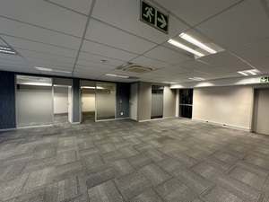 762m² Office Space to rent at Thomas Pattullo in Foreshore