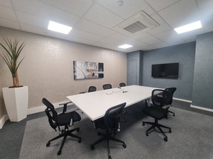 1 056m² Office Space to rent at 35 Lower Long Street in Cape Town CBD