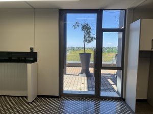 428m² Office Space to rent at Design Quarter Retail Offices in Fourways