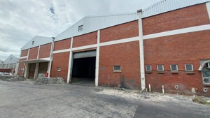 1 226m² Warehouse to rent at 32 Benbow Avenue - Epping in Epping Industrial