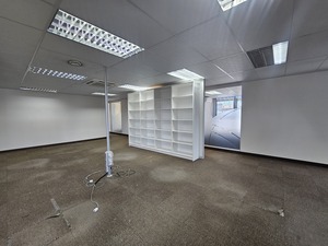 632m² Office Space to rent at Avanti Office Park in Tygervalley Waterfront