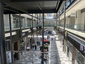 428m² Office Space to rent at Design Quarter Retail Offices in Fourways