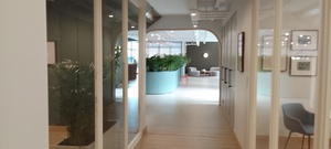 2 405m² Office Space to rent at Midpoint Commercial in Halfway House