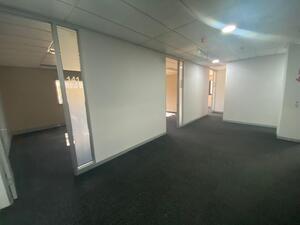 924m² Office Space to rent at Golf Park in Mowbray