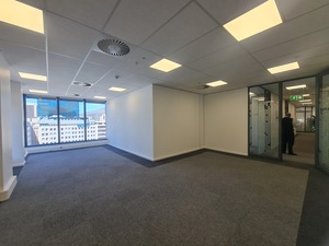 1 056m² Office Space to rent at 35 Lower Long Street in Cape Town CBD