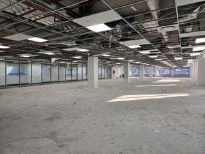 655m² Office Space to rent at Alice Lane (Building 1) in Sandton Central