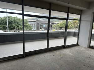 1 184m² Office Space to rent at Amber Place in Foreshore
