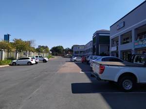 215m² Retail Shops to rent at Atterbury Boulevard in Faerie Glen