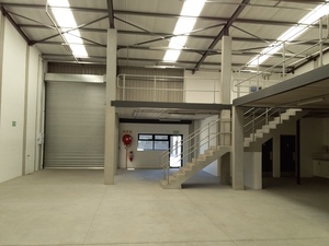 Warehouse to rent at Bellray Business Park in Stikland