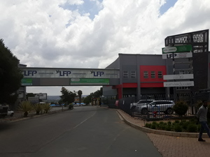 556m² Office Space to rent at Bridge on Bond in Randburg CBD