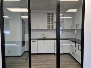487m² Office Space to rent at Commerce Square in Sandhurst