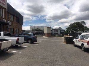 252m² Warehouse to rent at Cranberry Industrial Park in Laser Park