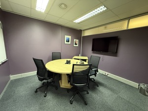 1 250m² Office Space to rent at Golf Park in Mowbray