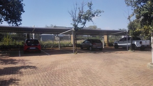 99m² Office Space to rent at Greenoaks Office Park in Vorna Valley