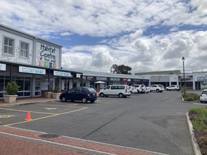 548m² Office Space to rent at Habitat Centre at The Mall in Somerset West
