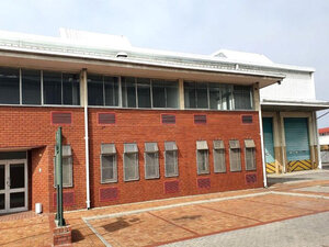 Warehouse to rent at Ikhwezi Industrial Park in Epping Industrial