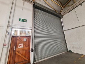 Warehouse to rent at Montague Gardens Industrial Park in Montague Gardens