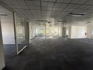 133m² Office Space to rent at PSG House - Alphen Office Park in Constantia