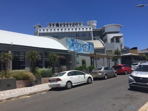 297m² Office Space to rent at Salt Orchard Building 1 and Building 2 in Salt River