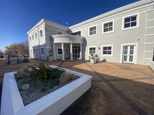 383m² Office Space to rent at The Terraces in Steenberg