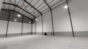 Warehouse to rent at Winelands Close Business Park 1 in Stikland