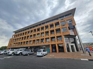 794m² Office Space to rent at Louwville Place in Bellville CBD