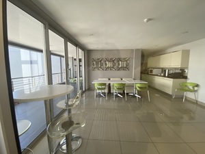 963m² Office Space to rent at 18 Skeen Boulevard in Bedfordview