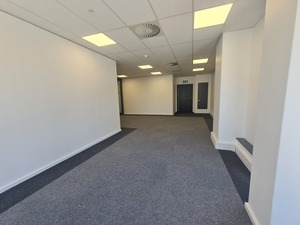 1 056m² Office Space to rent at 35 Lower Long Street in Cape Town CBD