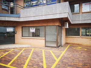Office Space to rent at 82 Richards Drive in Midrand