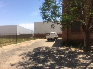 476m² Warehouse to rent at APD Industrial Park in Kya Sand