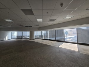 1 039m² Office Space to rent at Atrium on 5th in Sandton Central