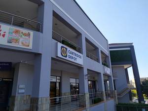 215m² Retail Shops to rent at Atterbury Boulevard in Faerie Glen