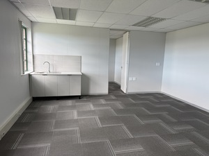 124m² Office Space to rent at Brookside Office Park in Claremont