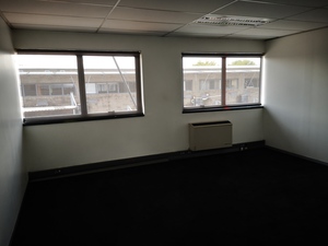 483m² Office Space to rent at Central Park - Midrand in Randjespark