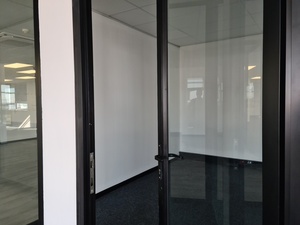 487m² Office Space to rent at Commerce Square in Sandhurst
