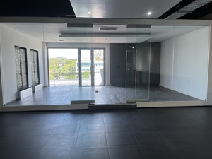 267m² Office Space to rent at Design Quarter Retail Offices in Fourways