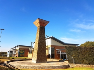 196m² Warehouse to rent at Eco Square in Highveld Techno Park