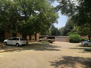 107m² Office Space to rent at Fairland Office Park in Fairland