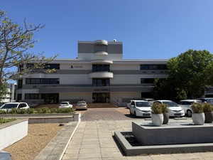 9 092m² Office Space to rent at Golf Park in Mowbray