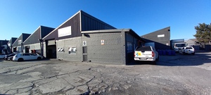 293m² Warehouse to rent at Hawkins Industrial Park in Epping Industrial