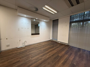 116m² Office Space to rent at Hyde Park House in Century City