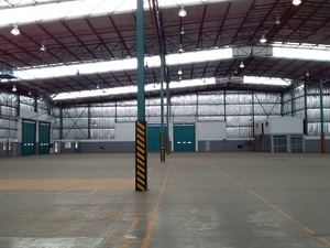 Warehouse to rent at Ikhwezi Industrial Park in Epping Industrial