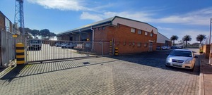 2 094m² Warehouse to rent at Independence Square in Ottery